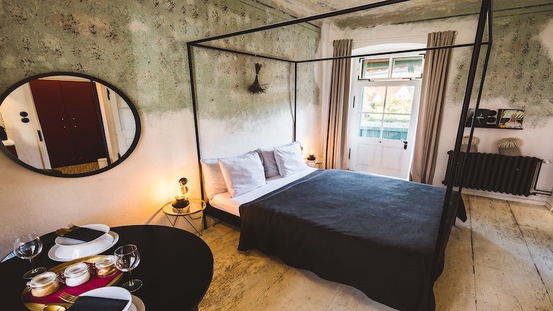 amazing places hotels